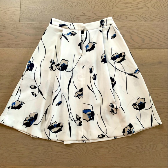 Zara midi floral skirt with POCKETS! - Picture 6 of 7